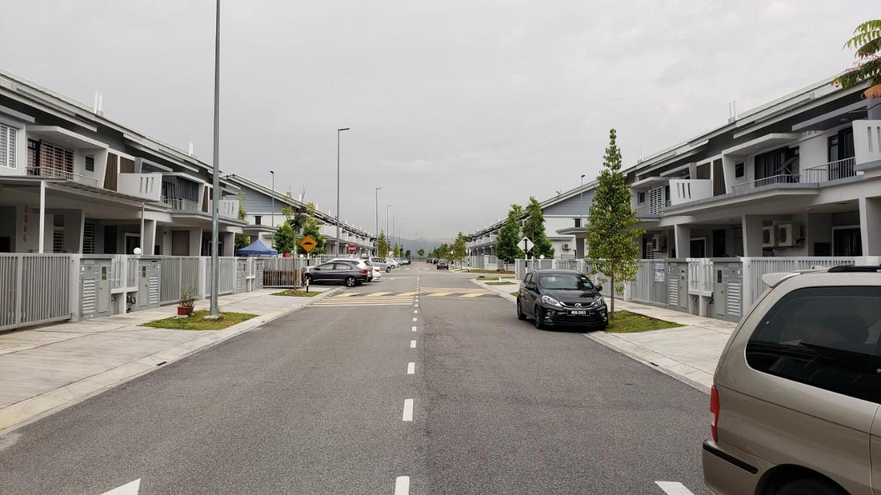 Sr Home-Stay @ Klia Kuala Lumpur Dış mekan fotoğraf