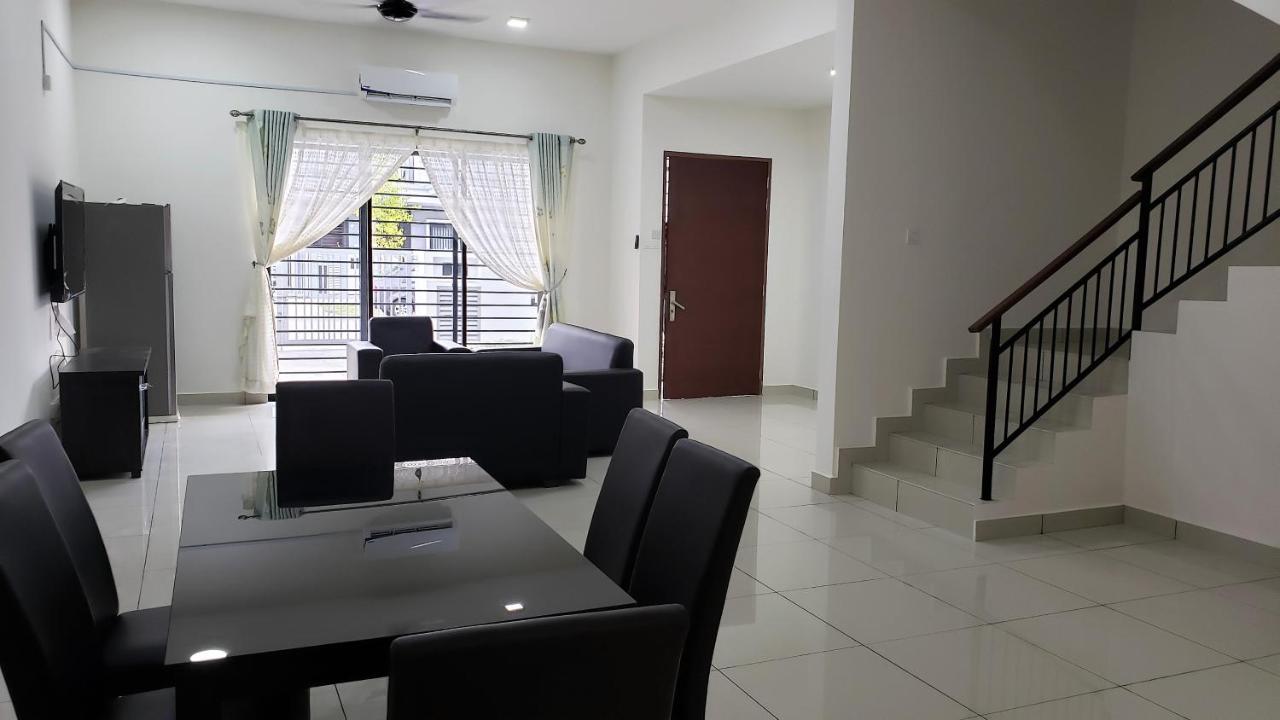 Sr Home-Stay @ Klia Kuala Lumpur Dış mekan fotoğraf